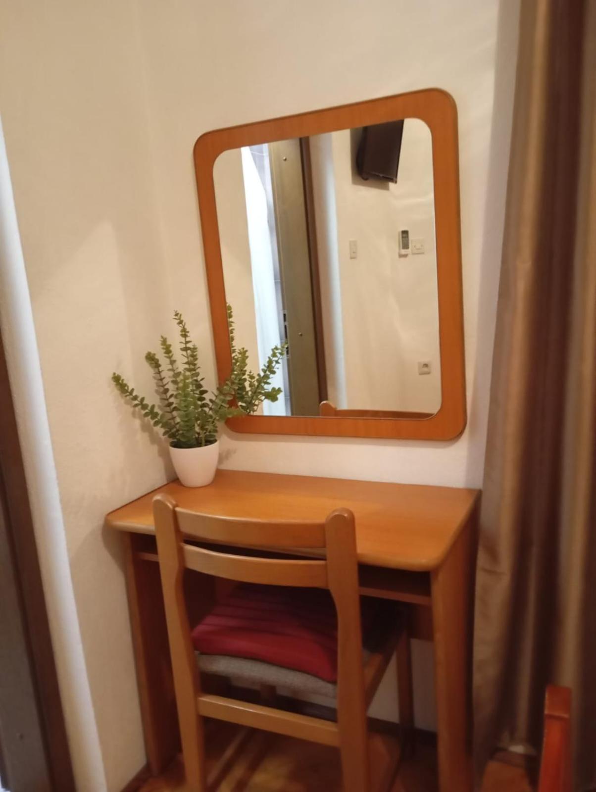 Rooms Helena Krk Town Esterno foto