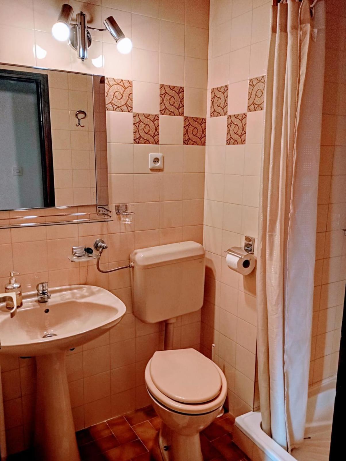 Rooms Helena Krk Town Esterno foto
